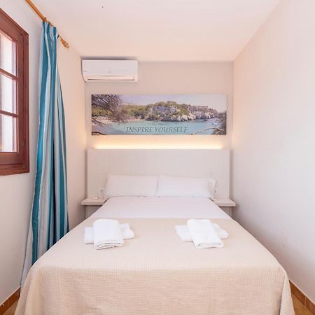 Siesta Mar One Bedroom Apartments Cala En Porter  Extérieur photo